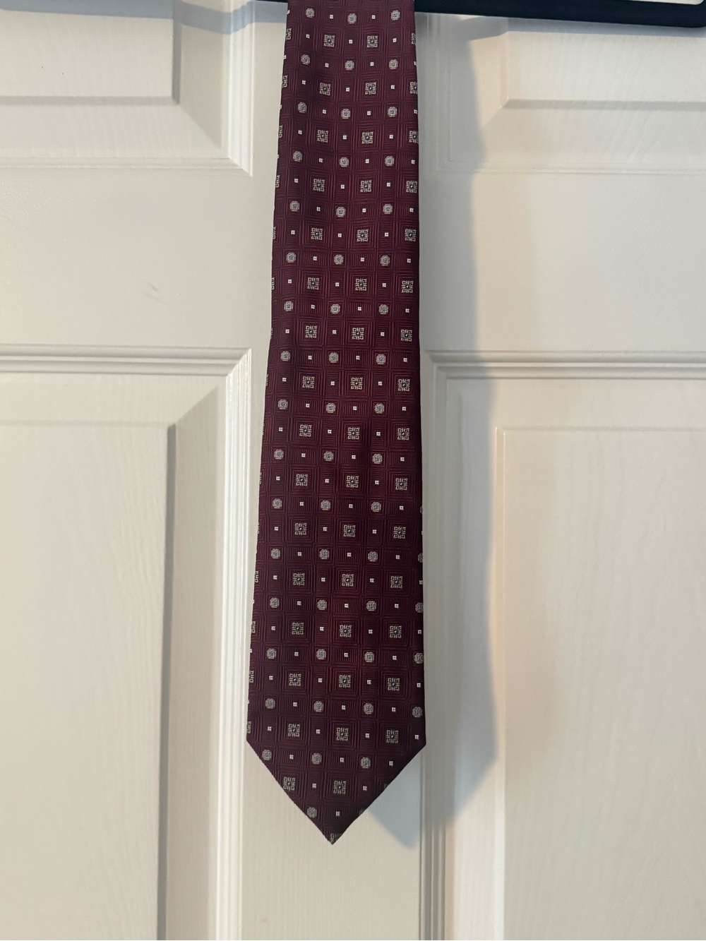 Hickey Freeman Burgundy Silk Tie with Textured Geometric Motif